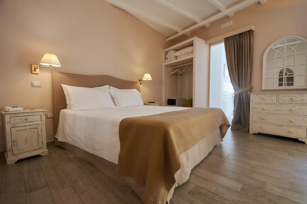 Cas'E Charming House Hotel Caserta Bagian luar foto