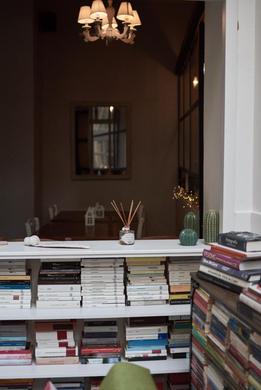Cas'E Charming House Hotel Caserta Bagian luar foto